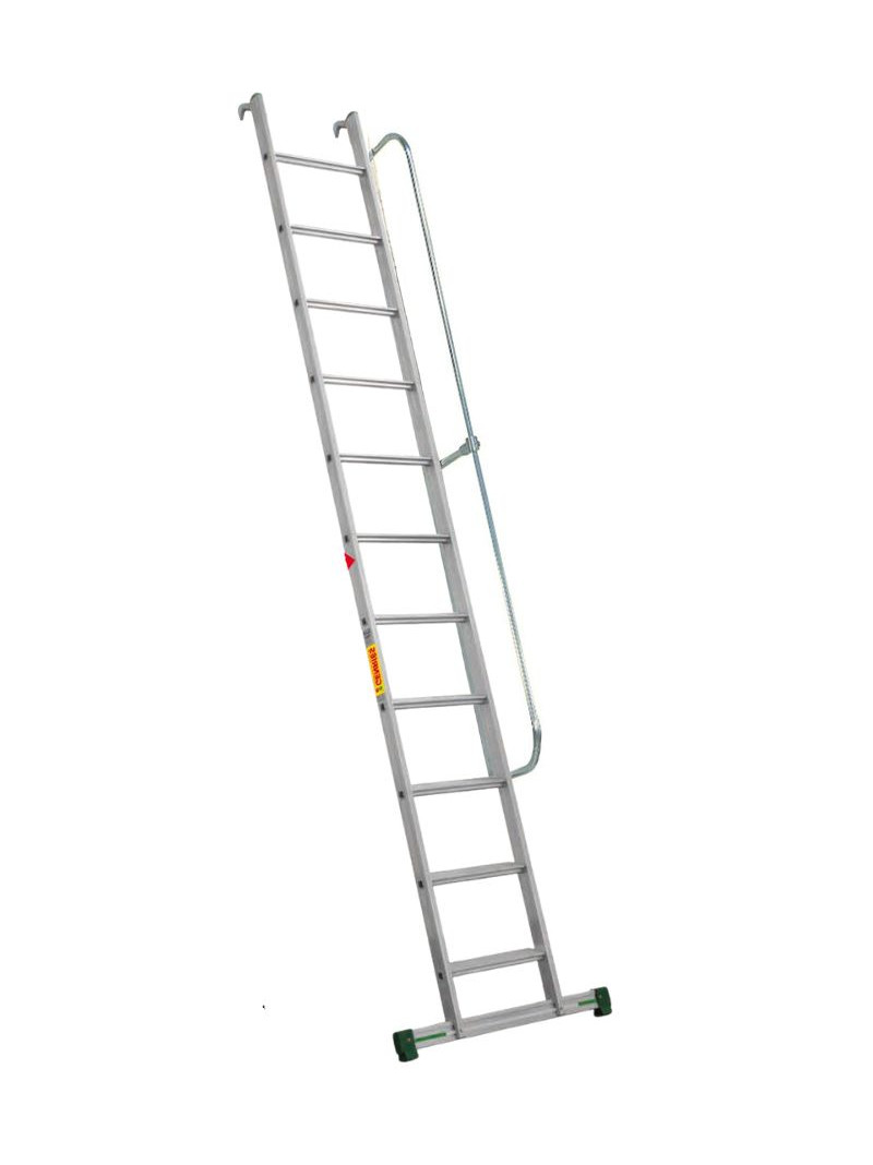 Échelle de Meunier Aluminium Prima Inclinaison 68° Avec Crochets + 1 Rampe sur fond blanc