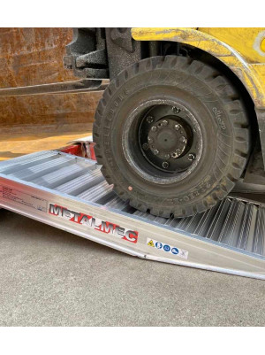 Paire de rampes de chargement trottoirs & bordures SH - jusqu'à 7,5T vue latérale