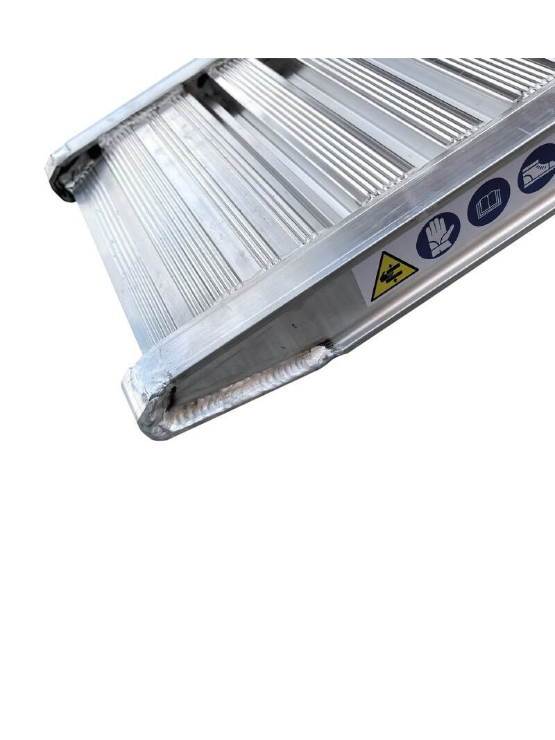 Paire de rampes de chargement M065 - jusqu'à 2,7T détails sur fond blanc