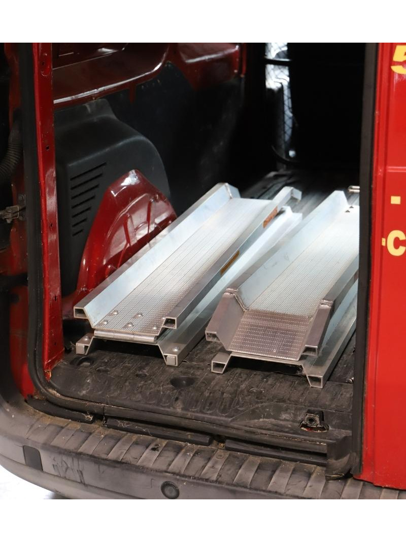 Paire de rampes pliantes M050 avec guidage de roues - stockage