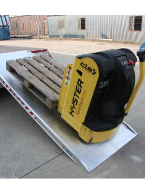 Rampe large pour manutention - plan large