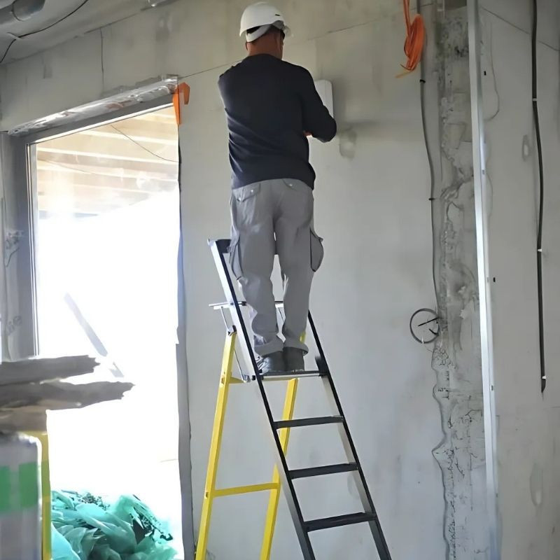 Escabeaux : Utilisation intensive - Hauteur plateforme 1m et -