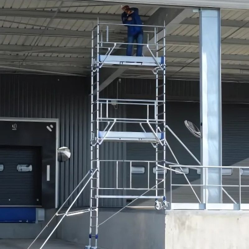 Échafaudage roulant aluminium : Longueur plateau 1 à 2 m - Hauteur plateau 4 à 5 m