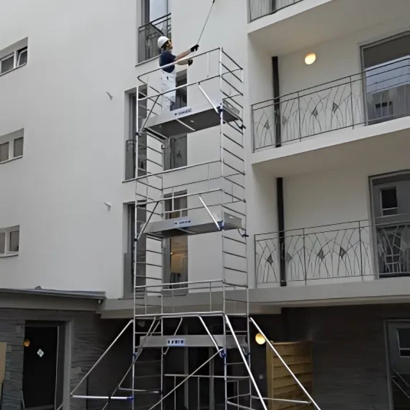 Échafaudage roulant aluminium : Longueur plateau 1 à 2 m - Hauteur plateau 5 à 6 m